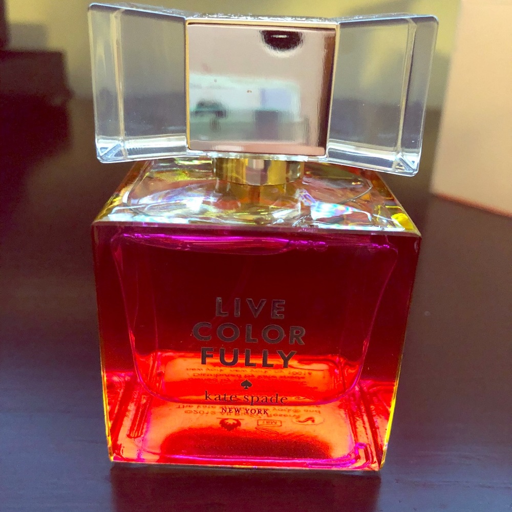 Live colorfully parfum